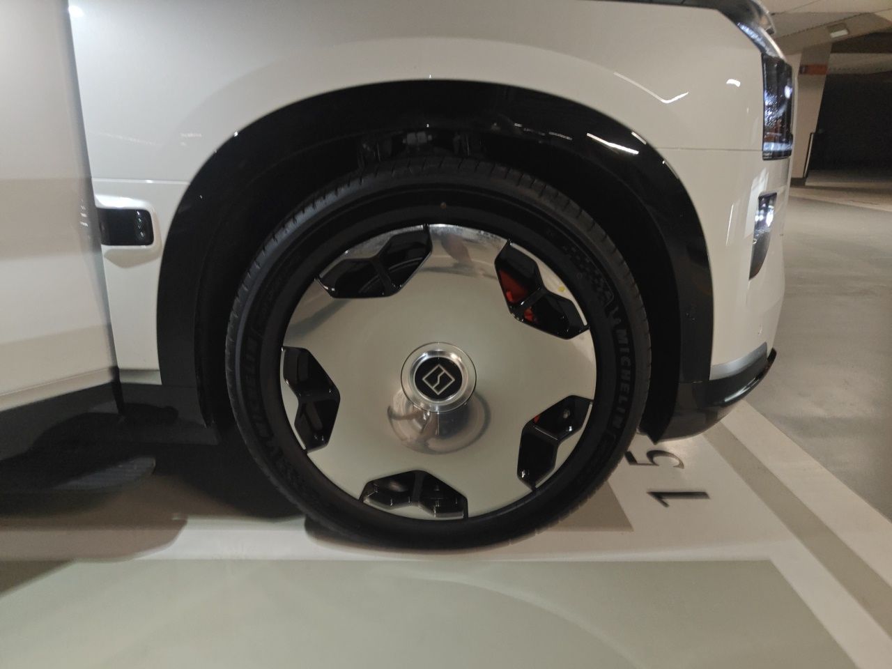 Zeekr 9X 2025 Hyper Edition 70kWh — снимка 8