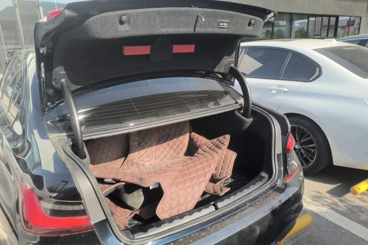 Used BMW 3 Series 2022 325Li M Sport Night Edition Package
