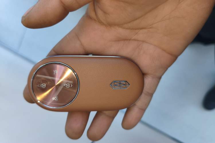 Used Hima S800 2025 Model, Range-Extended Starlight Premium Edition, 5 Seats
