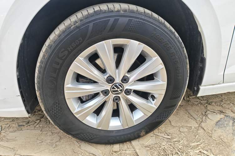 Used Volkswagen Lavida 2023 New Rui 1.5L Automatic New Yi Edition