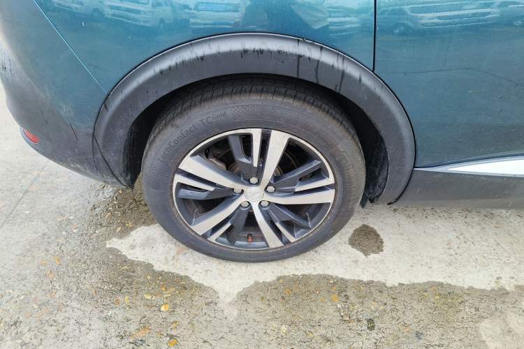 Used Peugeot 5008 2017 380THP 7-Seater Elite Edition Right Rear Wheel Hub