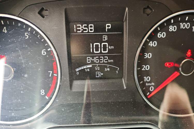 Used Volkswagen Polo 2016 1.6L Automatic Comfort Model
