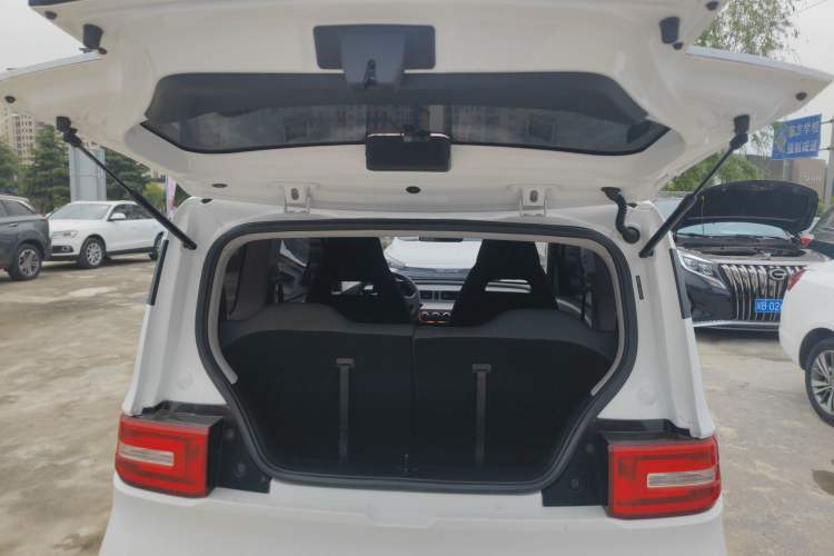 Used Wuling Hongguang MINIEV 2020 Lite Version Lithium Iron Phosphate Trunk