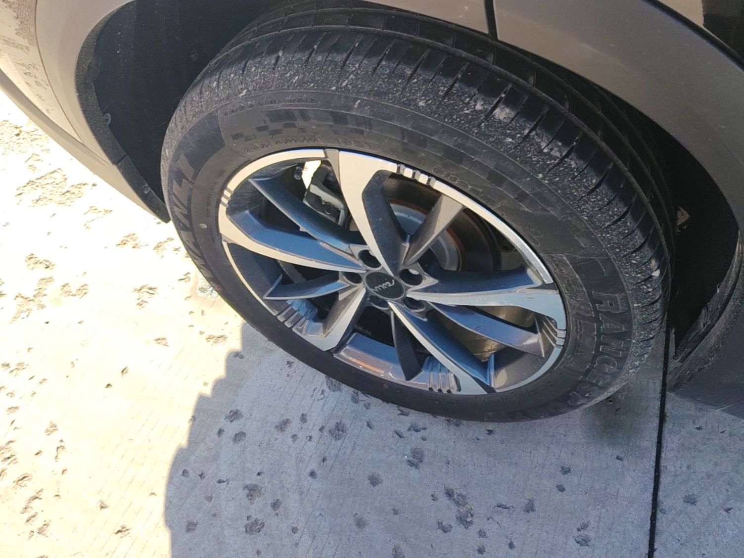 Dongfeng Aeolus Mage 2023 DH-i 1.5T Luxury Edition — снимка 11