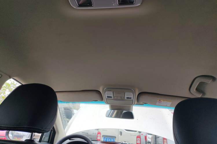 Used Geely Auto Emgrand GS 2018 Elegant Edition 1.8L Manual LingShang Model Headliner