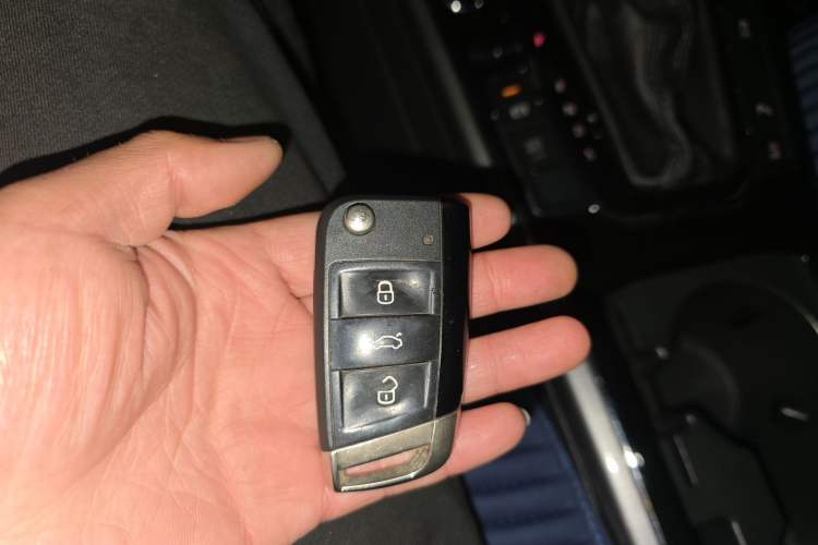 Used Volkswagen Passat 2017 330TSI DSG Luxury Edition
