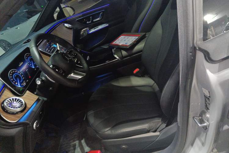 Used Mercedes-Benz EQE 2022 350 Pioneer Edition
