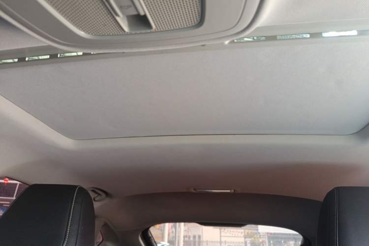 Used MG 6 2017 20T Automatic Luxury Smart Connect Version China V Standard Headliner