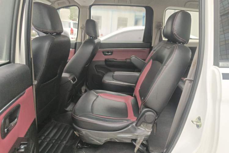 Used HYOSOW H2 2015 1.5L AMT Prestige Version BJ415C
