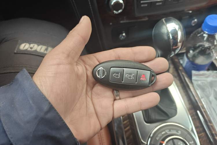 Used Nissan Patrol 2018 4.0L Automatic 7-Seater Middle East Version Vehicle Key