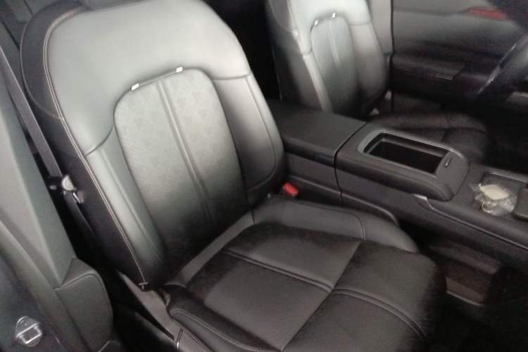 Used Zeekr 7X 2025 100kWh Long-Range All-Wheel Drive Intelligent Driving Version Right Front Seat