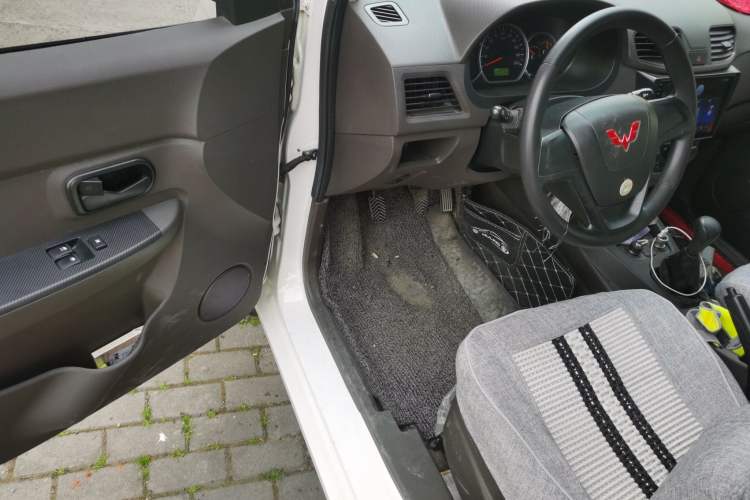 Used Wuling Hongguang 2020 1.2L S Base Model China VI LSI