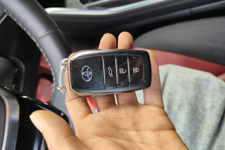 Used Toyota Crown Kluger 2024 2.5L HEV Four-Wheel Drive Flagship Edition Vehicle Key