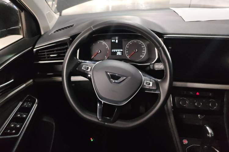 Used Jetta VS5 2023 280TSI Automatic Enjoyment Model
