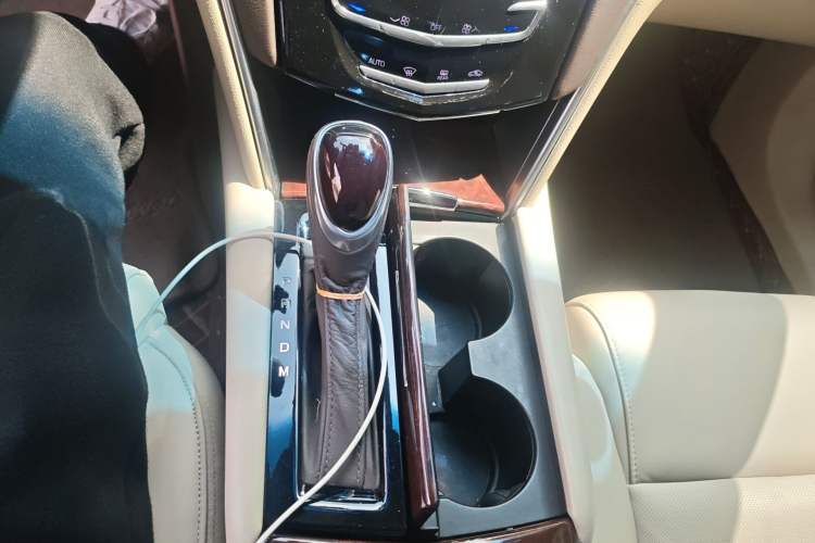 Used Cadillac XTS 2017 28T Elite Model
