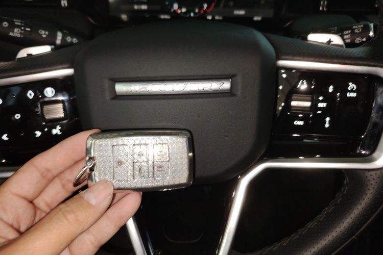 Used Land Rover Discovery Sport 2025 249 PS Performance Tech Edition
