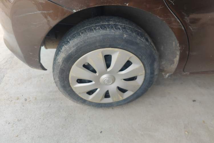 Used Venucia R30 2014 1.2L Manual Comfort Edition