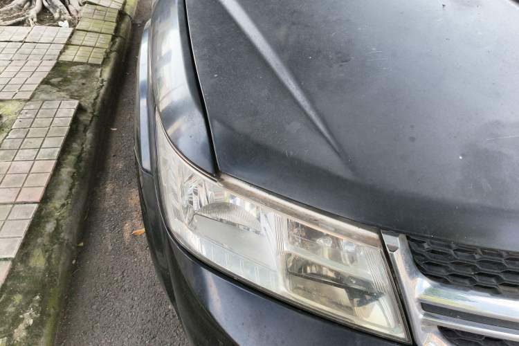 Used Dodge Journey 2013 2.4L Two-Wheel Drive Luxury Version
