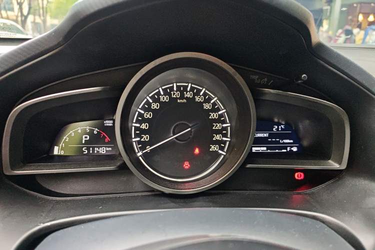 Used Mazda 3 Axela 2017 Sedan 1.5L Automatic Comfort Model Emission Standard China V Instrument Cluster