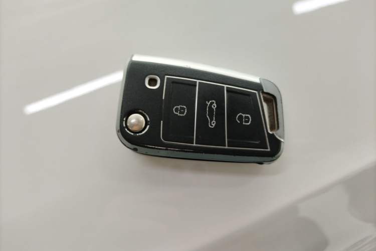 Used Volkswagen Tiguan L 2021 330TSI Automatic Two-Wheel Drive Smart Edition Interior 1