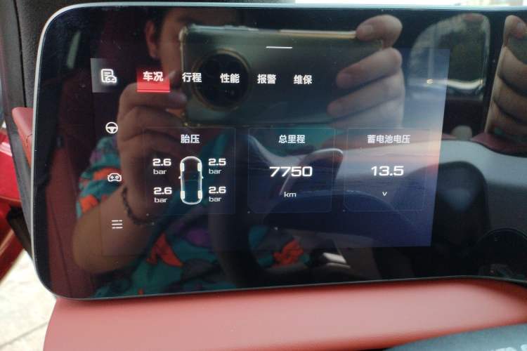 Used MG Cyberster 2024 520 km Legendary All-Wheel-Drive Version