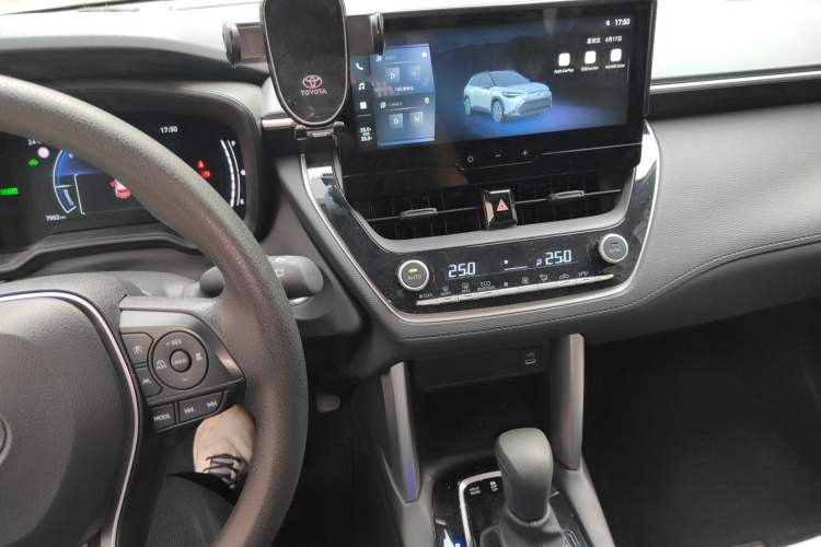 Used Toyota FRONTLANDER 2023 2.0L Smart Electric Hybrid Dual-Engine Leading Edition