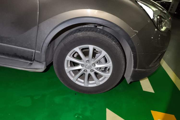 Used Buick Envision 2017 20T Two-Wheel Drive Luxury Model
