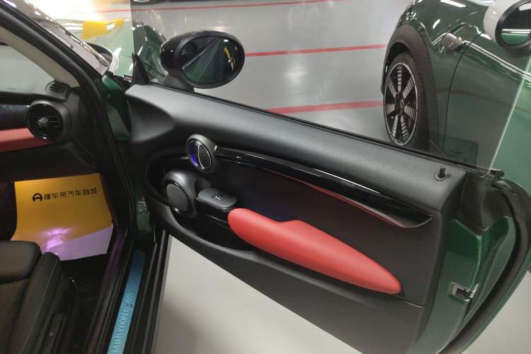 Used MINI MINI 2021 2.0T COOPER S Classic Edition