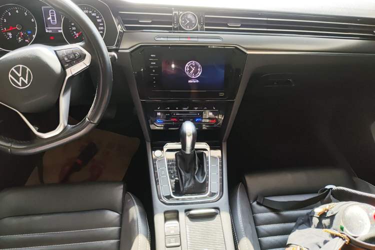 Used Volkswagen Magotan 2020 330TSI DSG Leading Model
