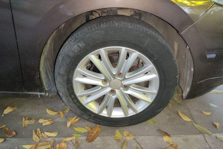 Used Peugeot 301 2014 1.6L Manual Comfort Edition