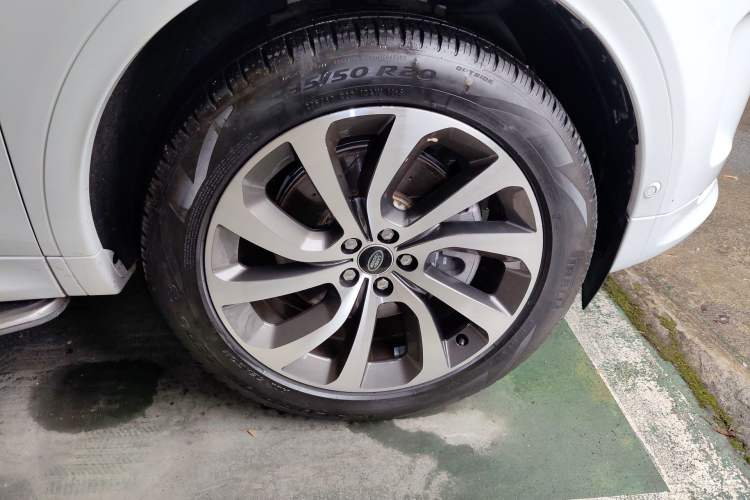 Used Land Rover Discovery Sport 2022 Restyled 249 PS R-Dynamic SE Performance Tech Edition 5 Seats
