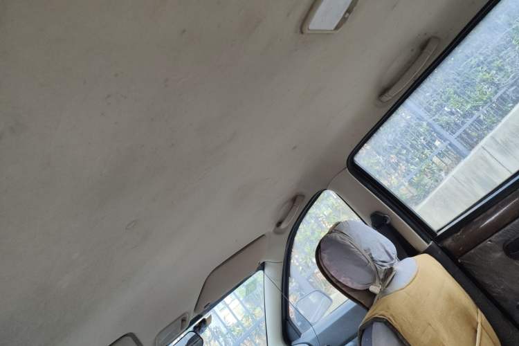 Used Wuling Hongguang 2015 1.5L S Basic Version China V Standard
