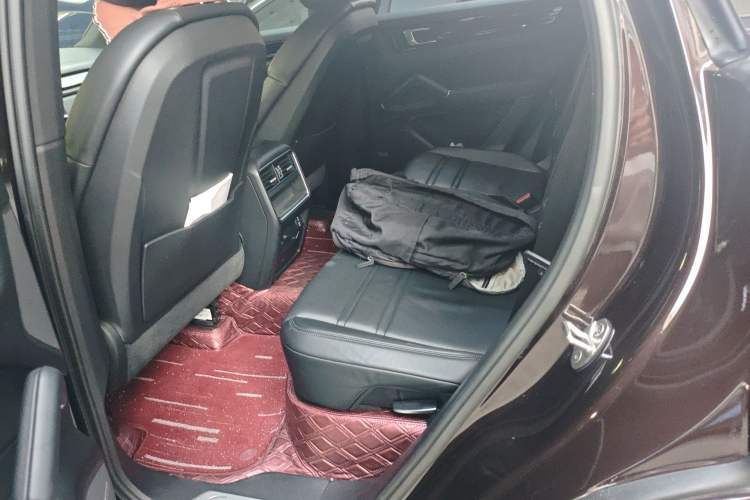 Used Porsche Cayenne 2019 Cayenne 3.0T Left Rear Seat