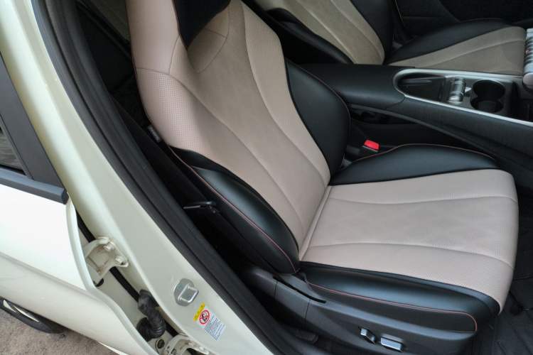 Used BYD Dolphin 2024 Honor Edition 420km Fashion Version
