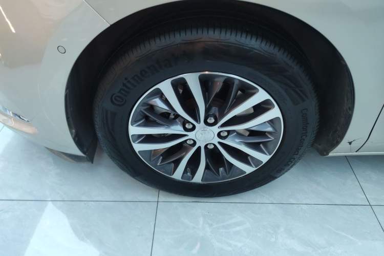 Used Buick GL8 2022 ES Landtrek 653T Luxury Edition
