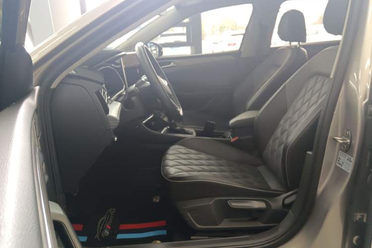 Used Volkswagen Sagitar 2023 200TSI DSG Excellence Edition Left Front Seat