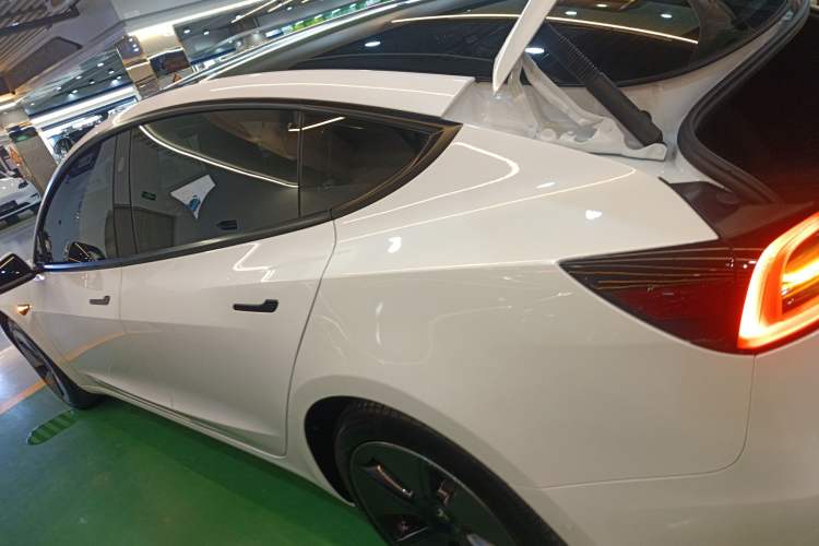 Used Tesla Model 3 2022 Rear-Wheel-Drive Version