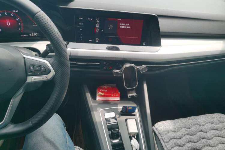 Used Volkswagen Golf 2021 280TSI DSG Pro Audio And AC Panel