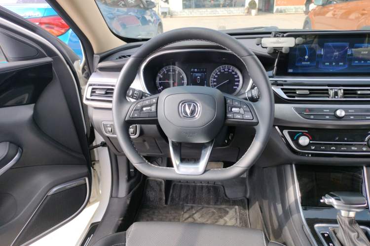 Used CHANGAN Ruicheng CC 2021 Blue Whale Edition 1.5T DCT Luxury Model
