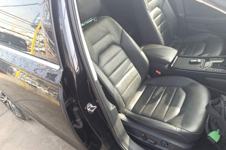 Used Volkswagen Phideon 2018 Revised Version 380TSI Two-Wheel Drive Business Edition