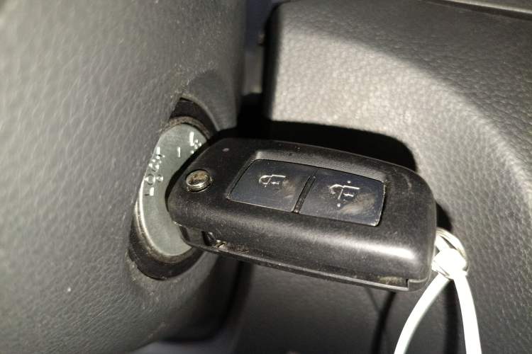 Used Nissan Tiida 2021 1.6L CVT Cool Edition Vehicle Key