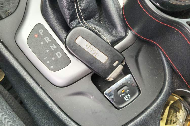 Used Jeep Cherokee 2017 2.0L Superior Edition