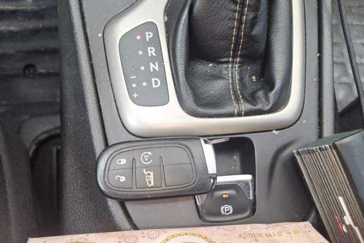 Used Jeep Cherokee 2016 2.4L Superior Edition