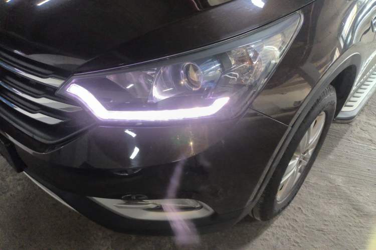 Used Dongfeng Aeolus AX7 2015 2.0L Manual Zhiyue Model Left Front Headlight