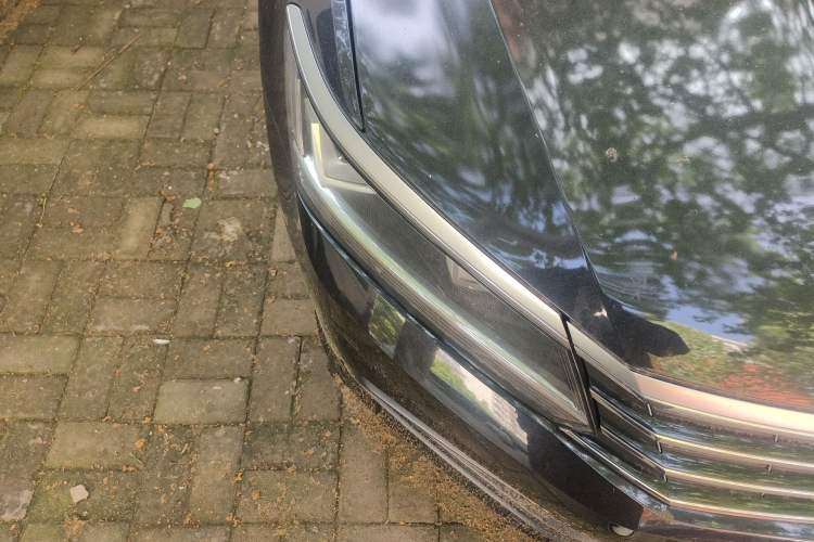 Used Volkswagen Passat 2017 280TSI DSG Luxury Edition Right Front Headlight