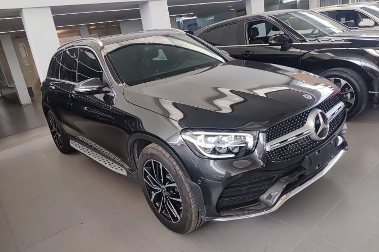 Used Mercedes-Benz GLC 2021 GLC 260 L 4MATIC Luxury Model Exterior 1