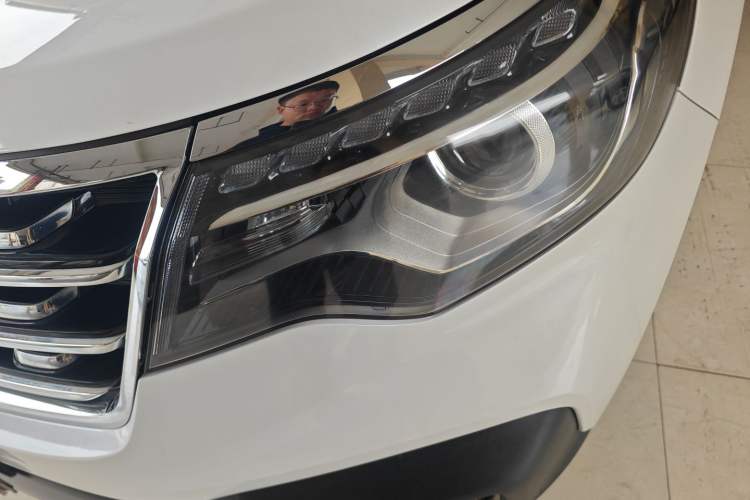 Used Kia Sportage R 2018 2.0L Automatic Smart Luxury Version China V Standard Left Front Headlight