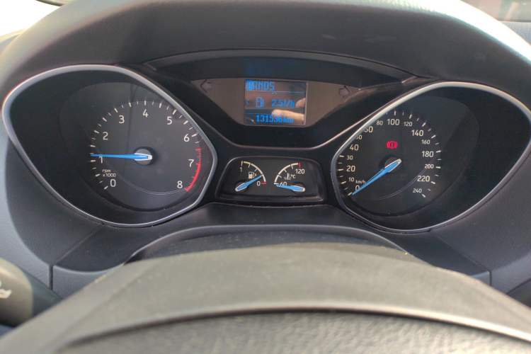 Used Ford Focus 2015 Hatchback 1.6L Automatic Fashion Edition
