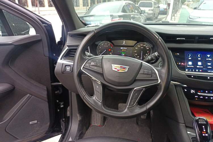 Used Cadillac XT5 2021 2.0T Two-Wheel Drive Luxury Version