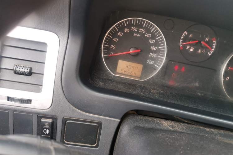 Used Jinbei Express 2020 2.0L China VI Standard Practical 6-Seater G6P-5 1TZS